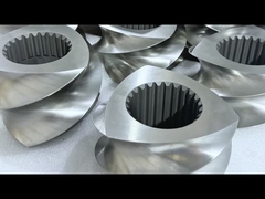 Elementi a tripli filettature